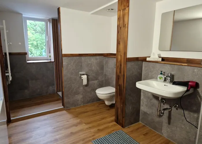 Kg Exklusives Zimmer, Wlan, Geteiltes Bad Und Kueche Stadtilm