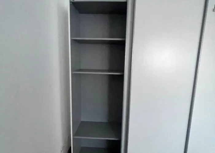 Daire Kg Exklusives Zimmer, Wlan, Geteiltes Bad Und Kueche